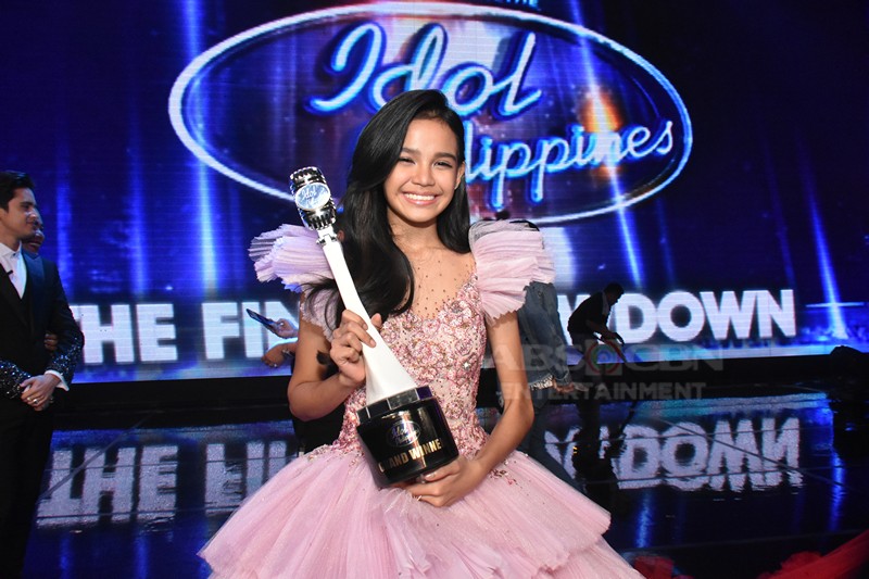 WINNING MOMENTS Zephanie Dimaranan takes Idol Philippines title with